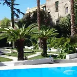 Palazzo Sciacca Bed and Breakfast