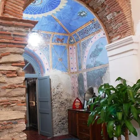 Palazzo Sciacca Nocleg ze śniadaniem 3*
